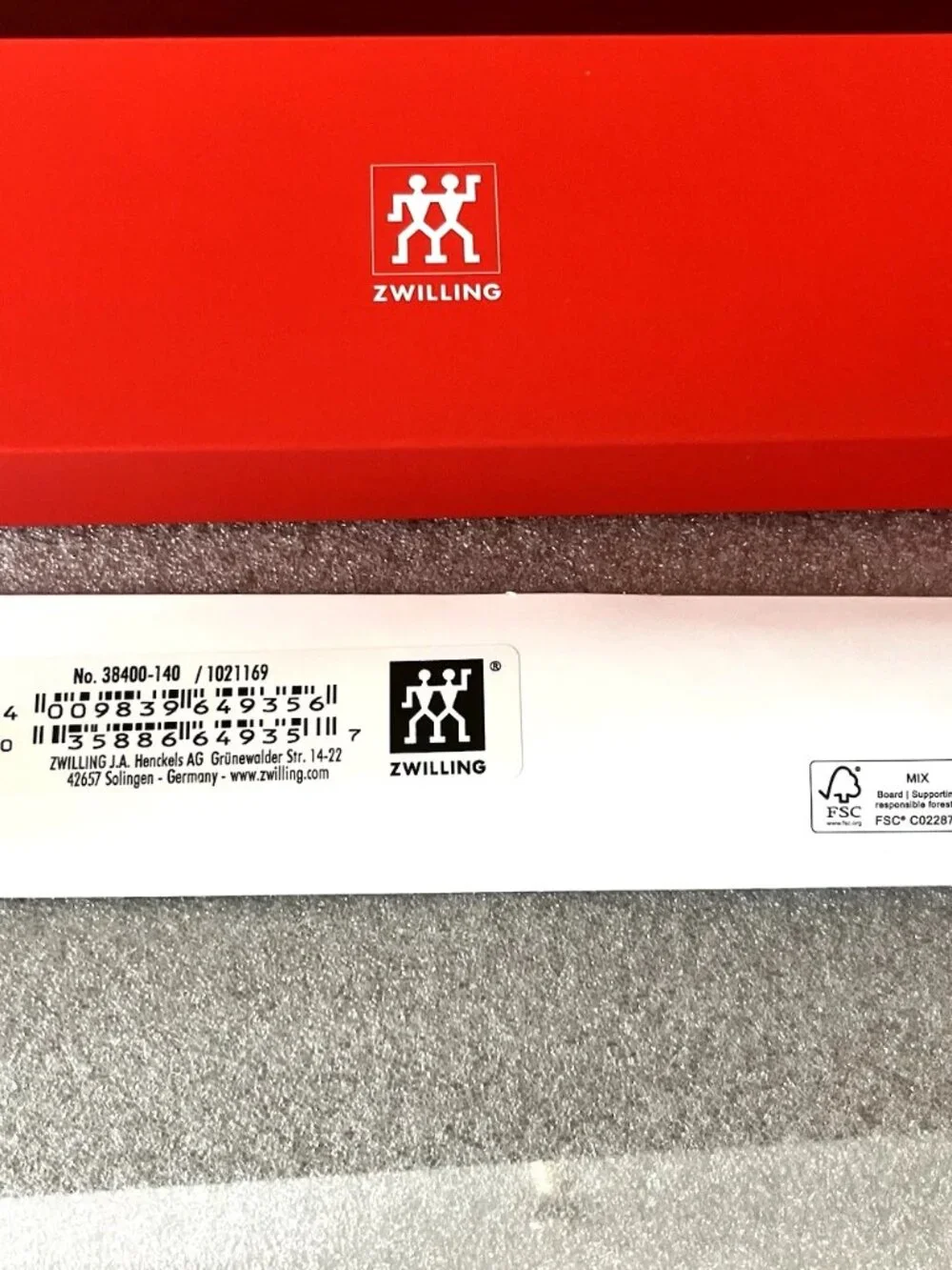 ZWILLING J.A. Henckels this premium